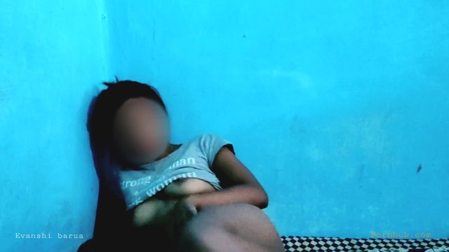 Masturbating Solo Assamese cunt with mouth