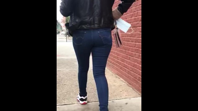 MUST WATCH nice ass Hispanic jeans pt1