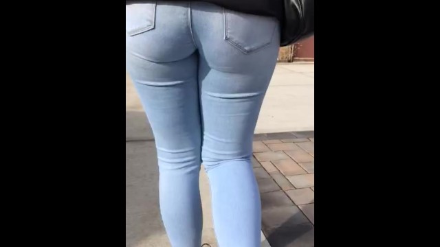 Must view Cutie jiggly ass Hispanic