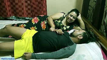 I cum after entering my cock in Goddess bhabhi leaking vagina! She was having fun with clear hindi audio