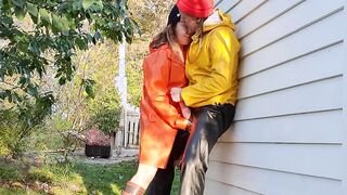 Farmer bimbos plays with gardener's huge penis at lunch break outdoors