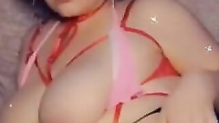 Whore shakes Butt for Premium Snap Story