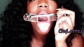 MY LEAKING MOUTH AND LONG TONGUE SUCKING OFF OFF ON GLASS TOY - EBONY cougar