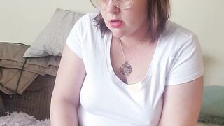 Goddess Dark Haired waves of orgasms while smoking!!