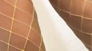 Twerking and Pissing in fishnets