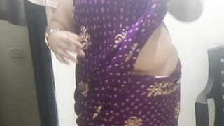 TURNED ON INDIAN DESI SEDUCING HER BOSS ON TAPE CALL part
