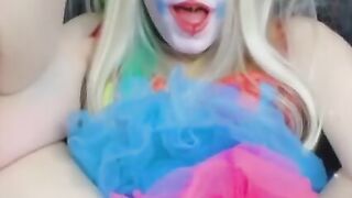 Clown sluts Cums on Big Sex Dildo